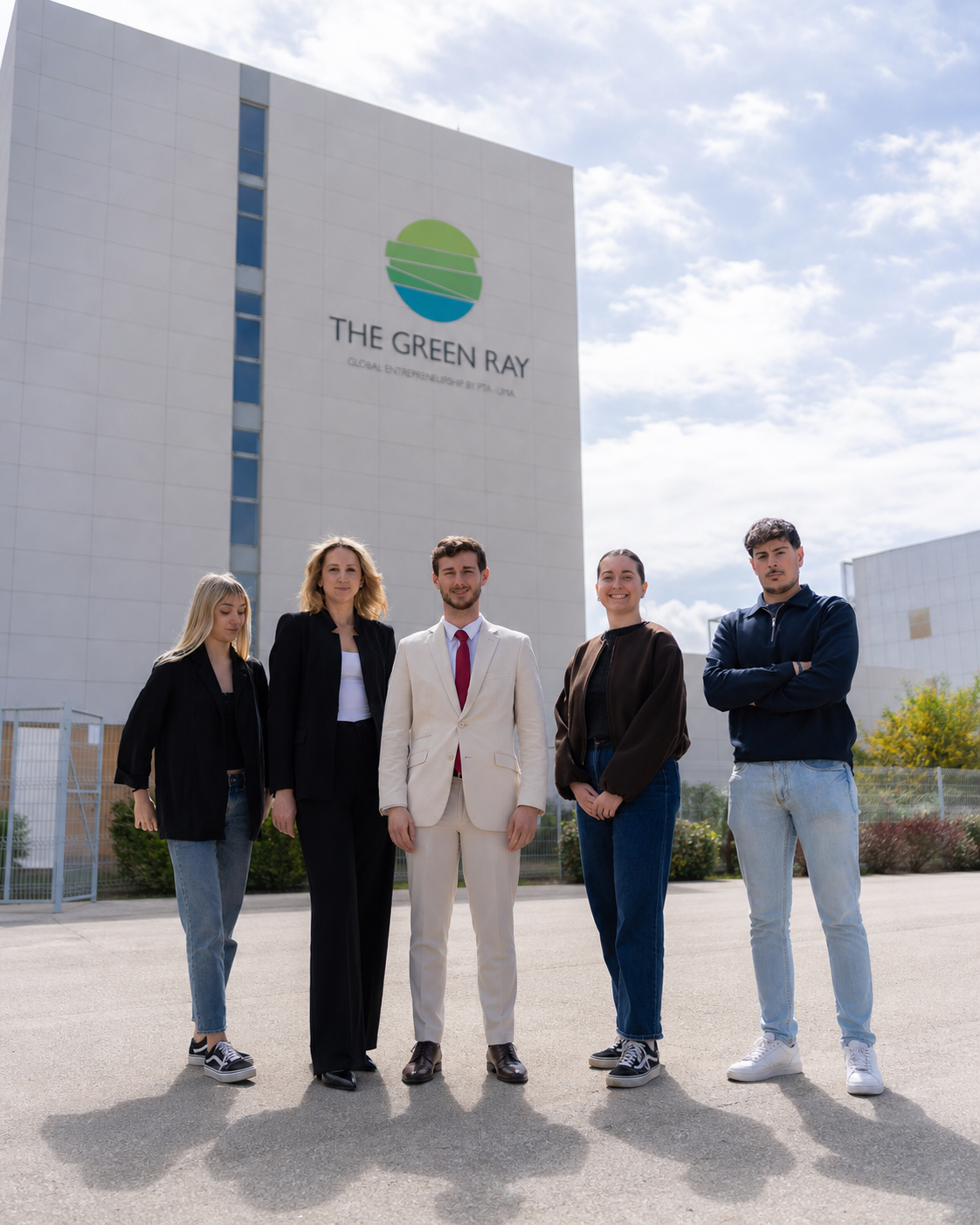 Equipo de Criminalaw frente a The Green Ray